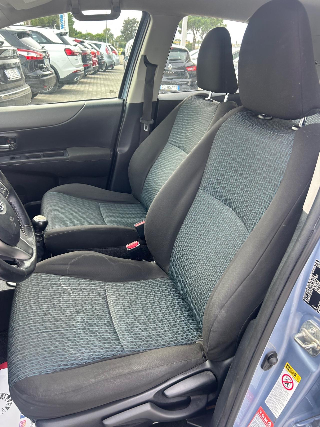 Toyota Yaris 1.4 D-4D 5 porte Lounge