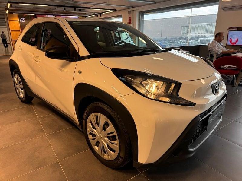 Toyota Aygo X Aygo X 1.0 Active 72cv