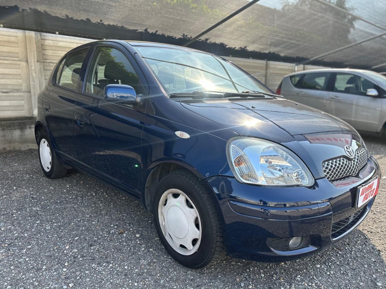 Toyota Yaris 1.0i 16V