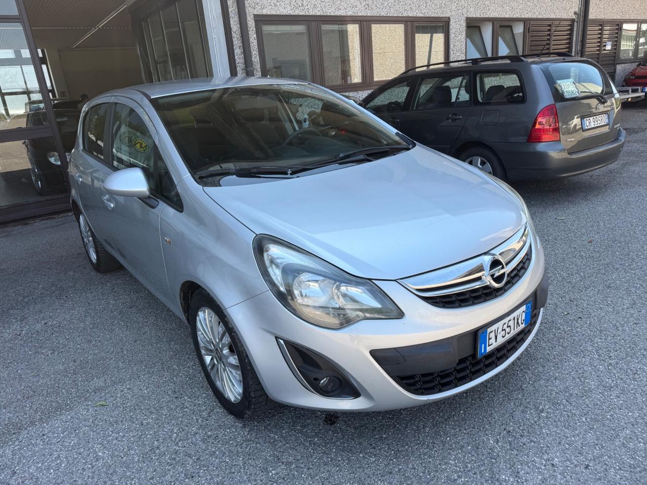 Opel Corsa 1.2 85CV 5 porte GPL-TECH Edition