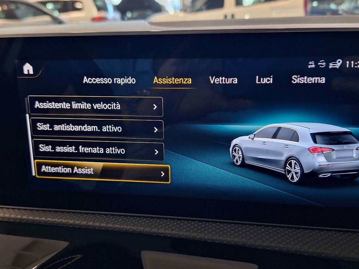 MERCEDES A 180 d Automatic Sport - LUCI AMBIENT - SED.RISCALD - RETROCAMERA -