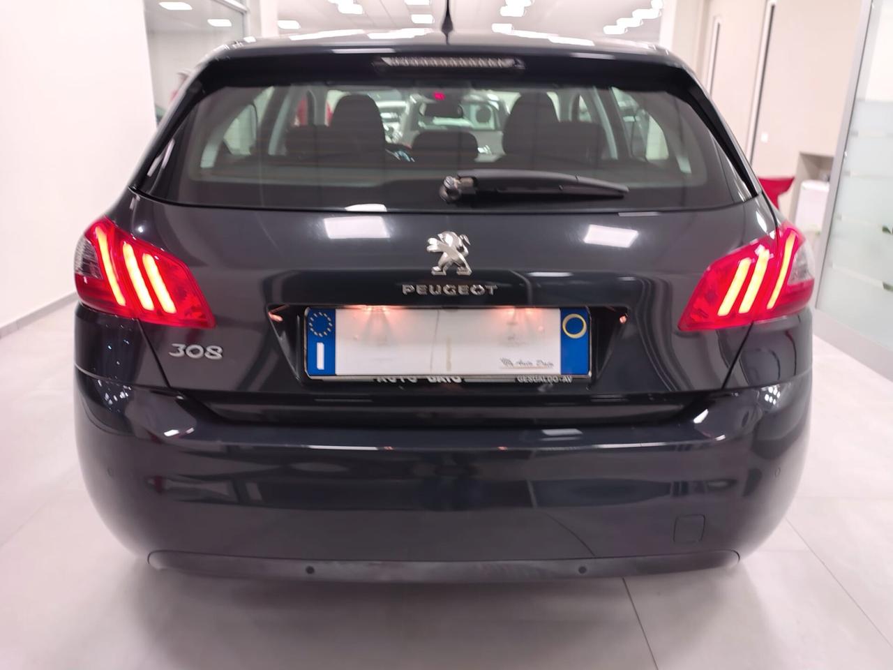 Peugeot 308 BlueHDi 130 S&S EAT8 Active