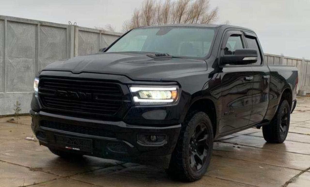 Dodge RAM 1500 5.7 V8 Prezzo finito IN ARRIVO