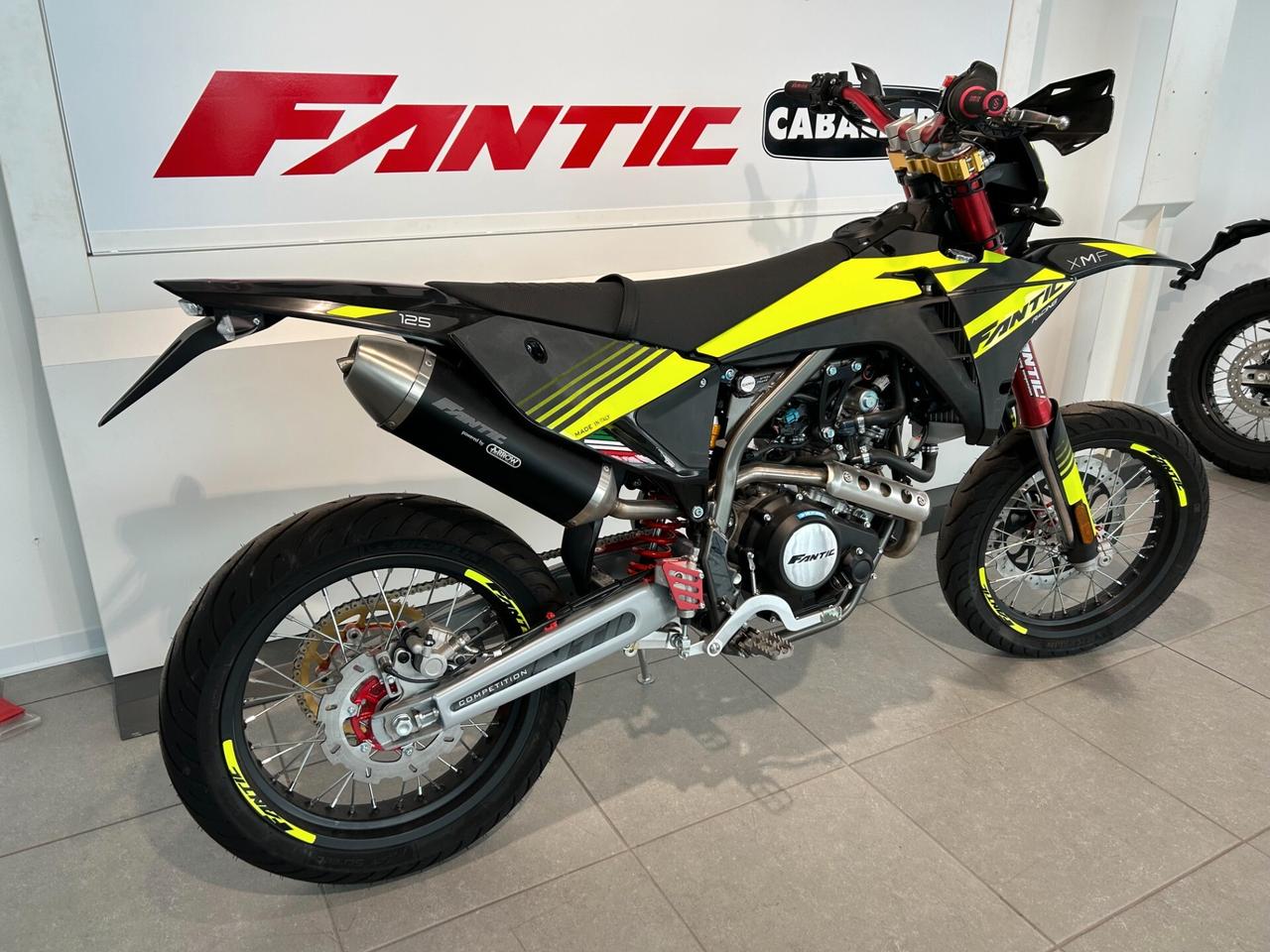 FANTIC XMF 125 MOTARD MY 23 COMPETITION KM0