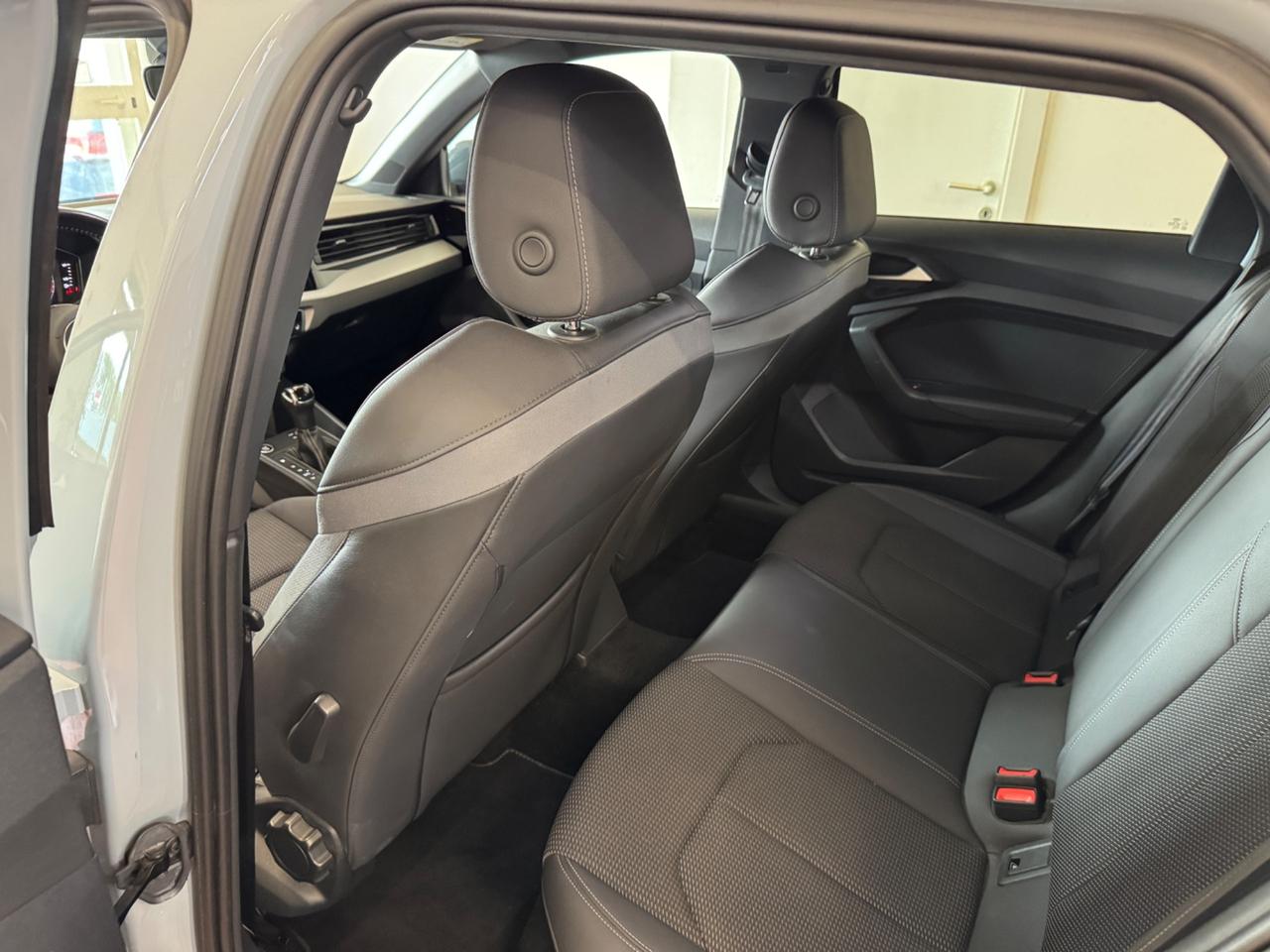 AUDI A1 CITYCARVER 35 TFSI S TRONIC S LINE EDITION