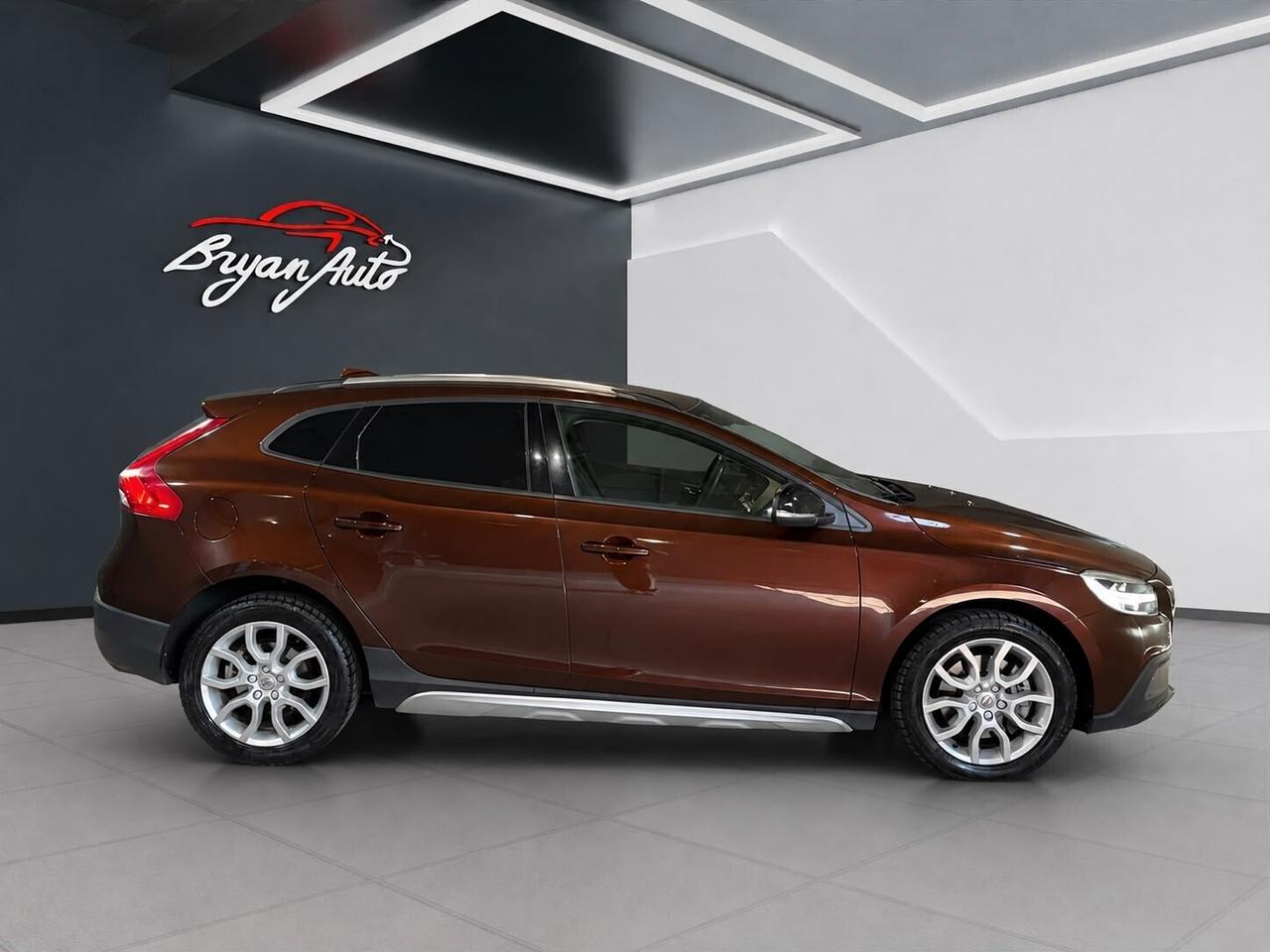 Volvo V40 Cross Country D2 2.0 d2 Momentum geartronic