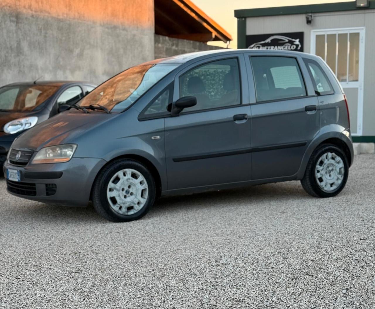 Fiat Idea 1.3 Multijet 16V Emotion