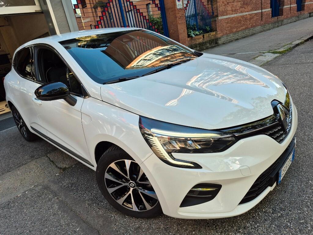 Renault Clio TCe 90 CV 5 porte Techno
