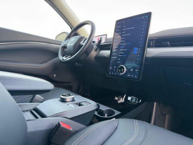 FORD Mustang Mach-E STANDARD RANGE 269 CV *UNIPROP*TETTO*