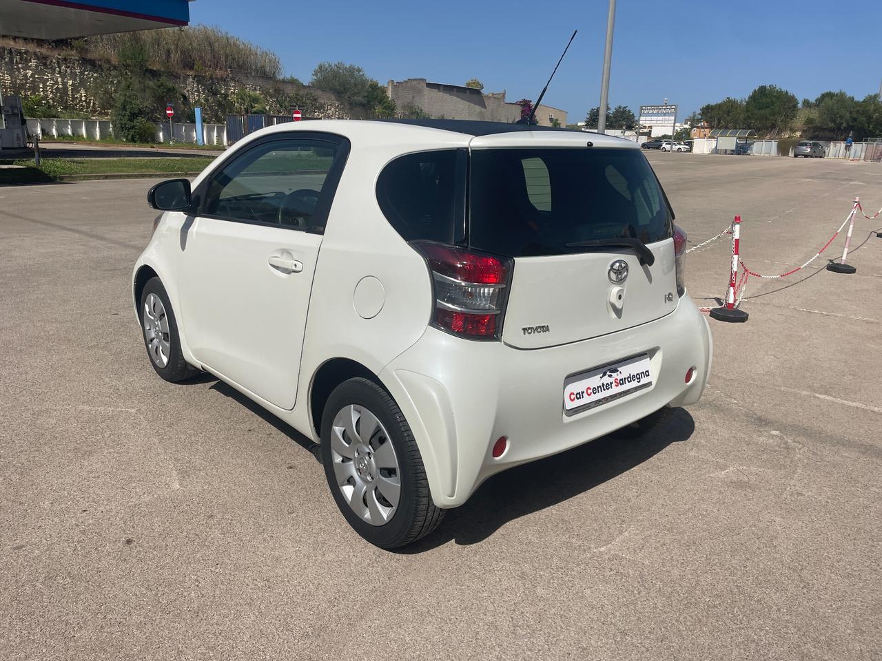 Toyota iQ 1.0