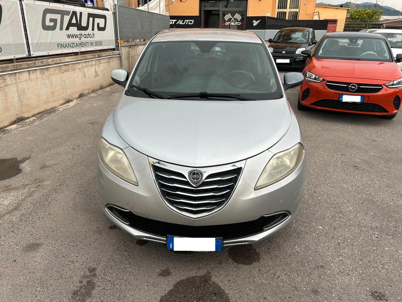 Lancia Ypsilon 1.3 MJT 95CV 5P