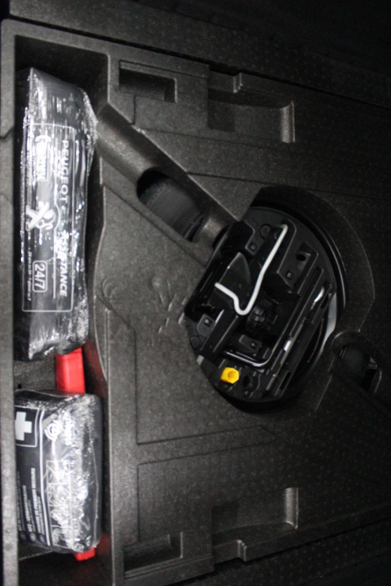 PEUGEOT - 308 SW - 308 BlueHDi 130 EAT6 S&S SW Business