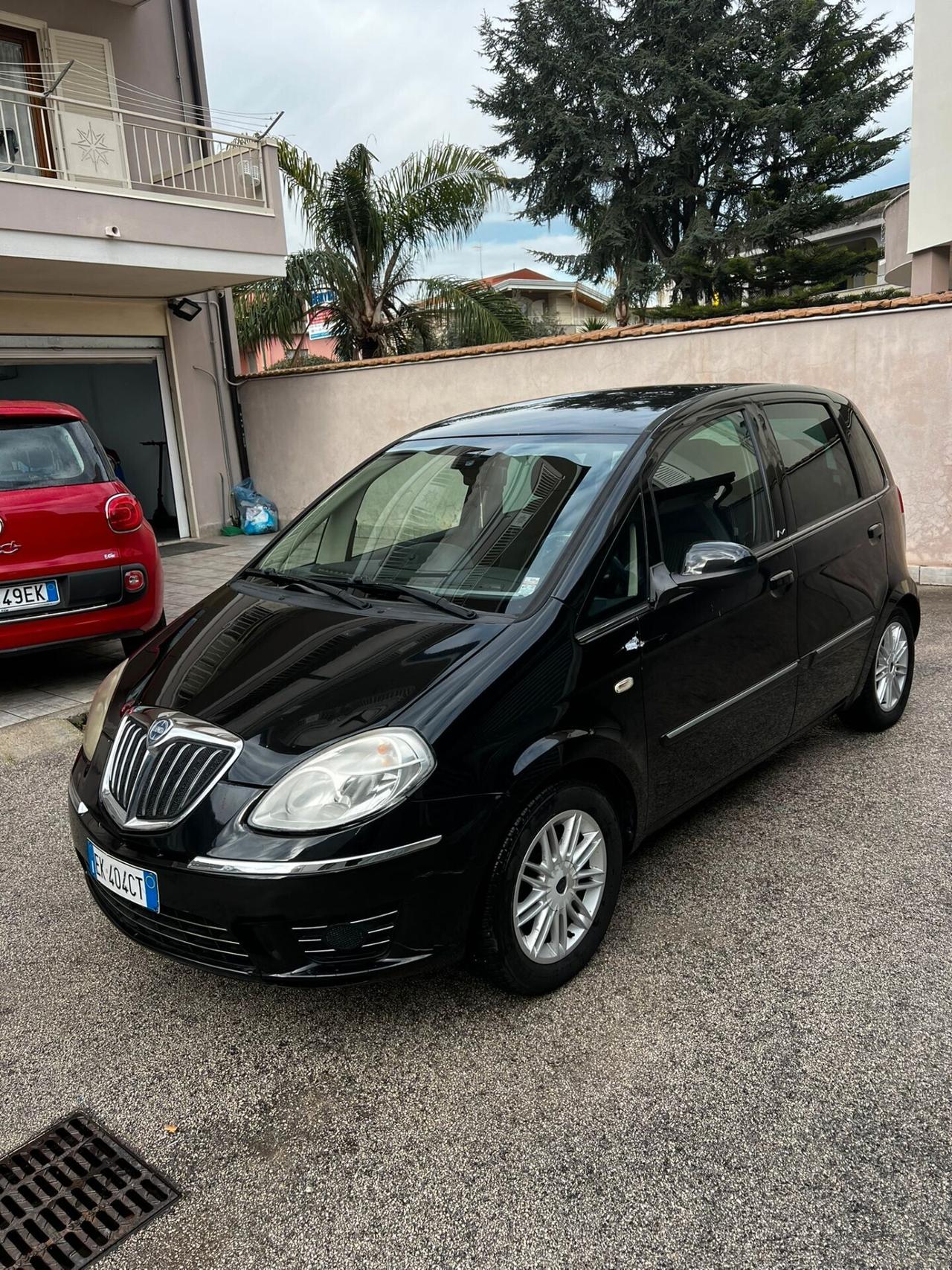 Lancia MUSA 1.4 16V EURO 5 Oro