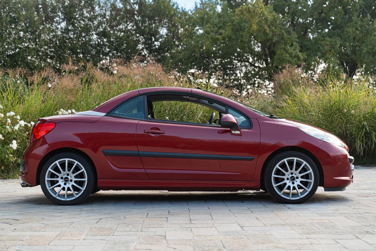 Peugeot 207 CC CABRIOLET - PEU00017