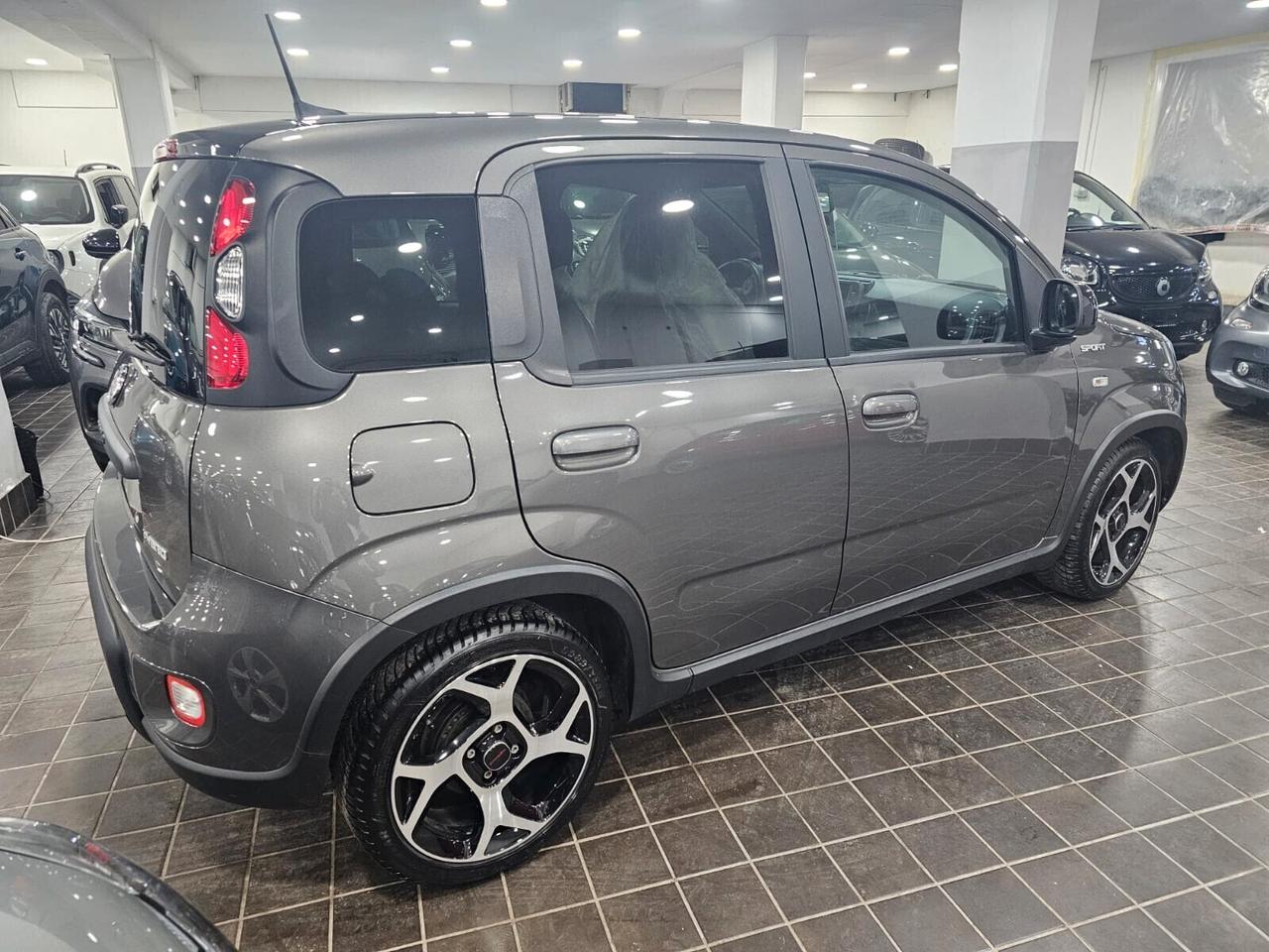 Fiat Panda 1.0 FireFly S&S Hybrid Sport