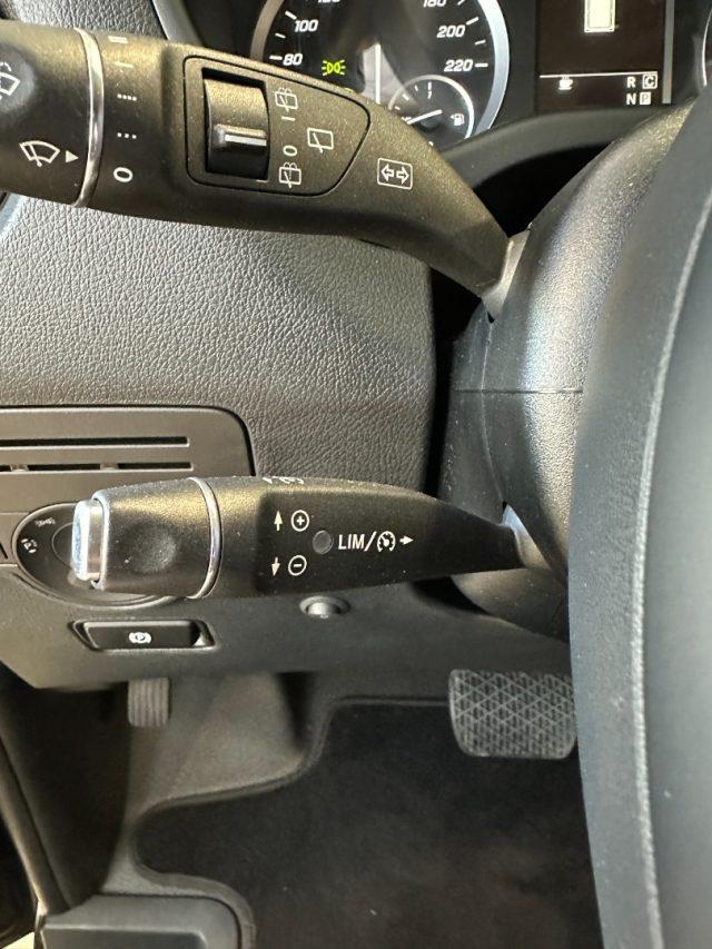 MERCEDES-BENZ Vito 2.0 114 CDI Tourer Long - 9 Posti - Gancio