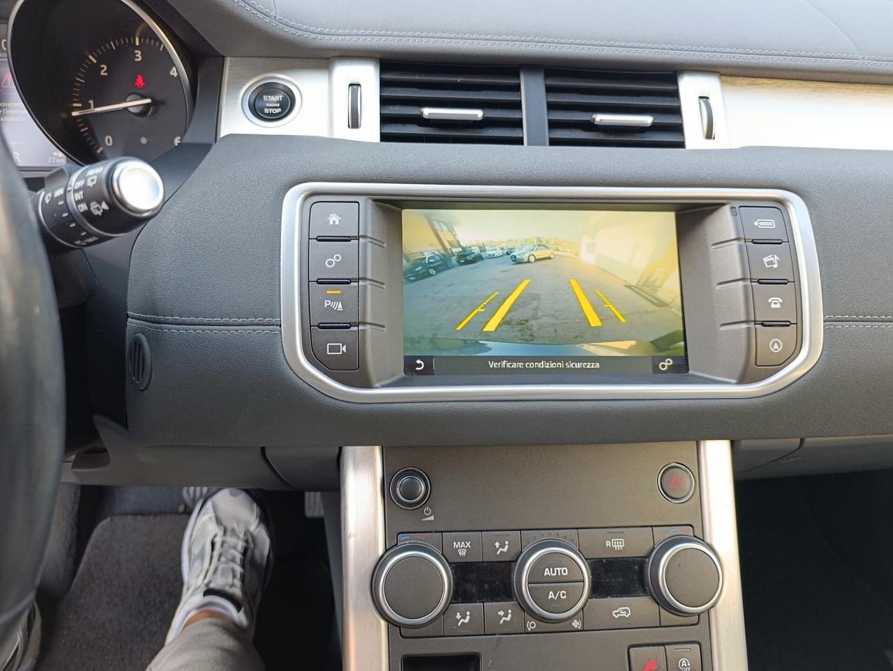 Land Rover Range Evoque 2.0 TD4 150 CV 5p. Pure