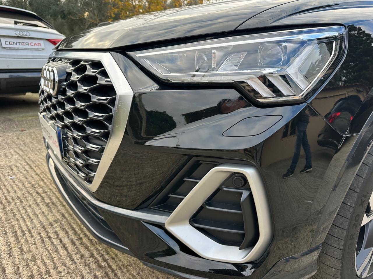 Audi Q3 SPB 40 TDI quattro S tronic Identity Black