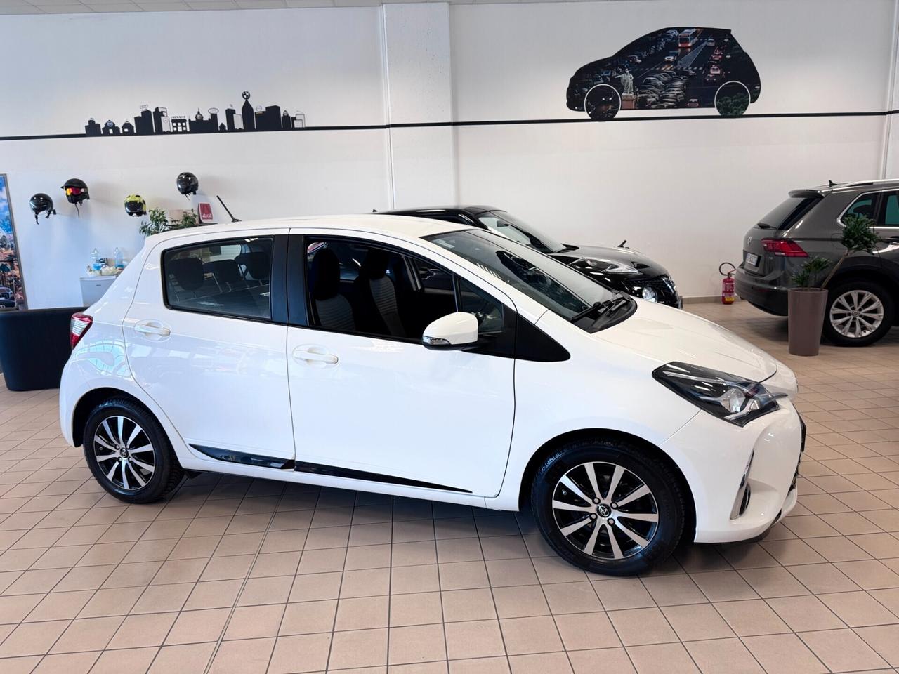 Toyota Yaris 1.0 5 porte Active