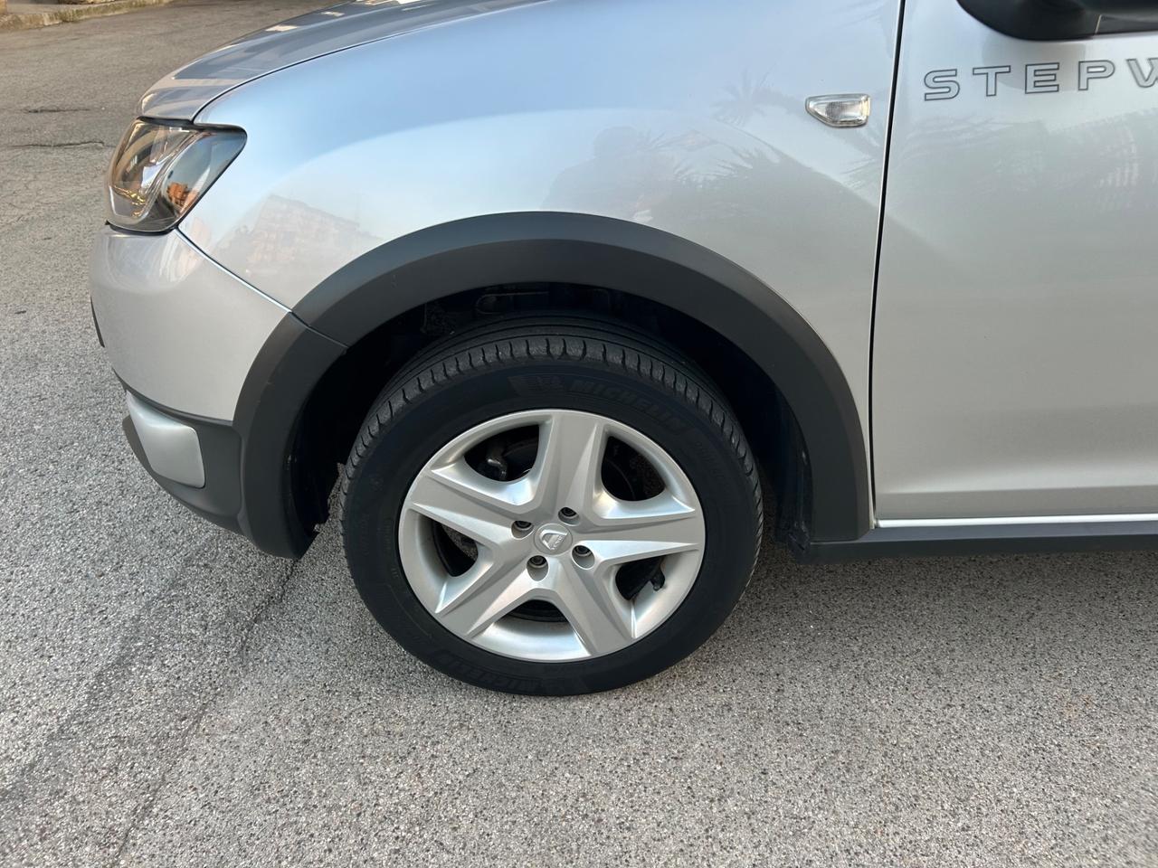 Dacia Sandero Stepway 1.5 dCi 90 cv 2013