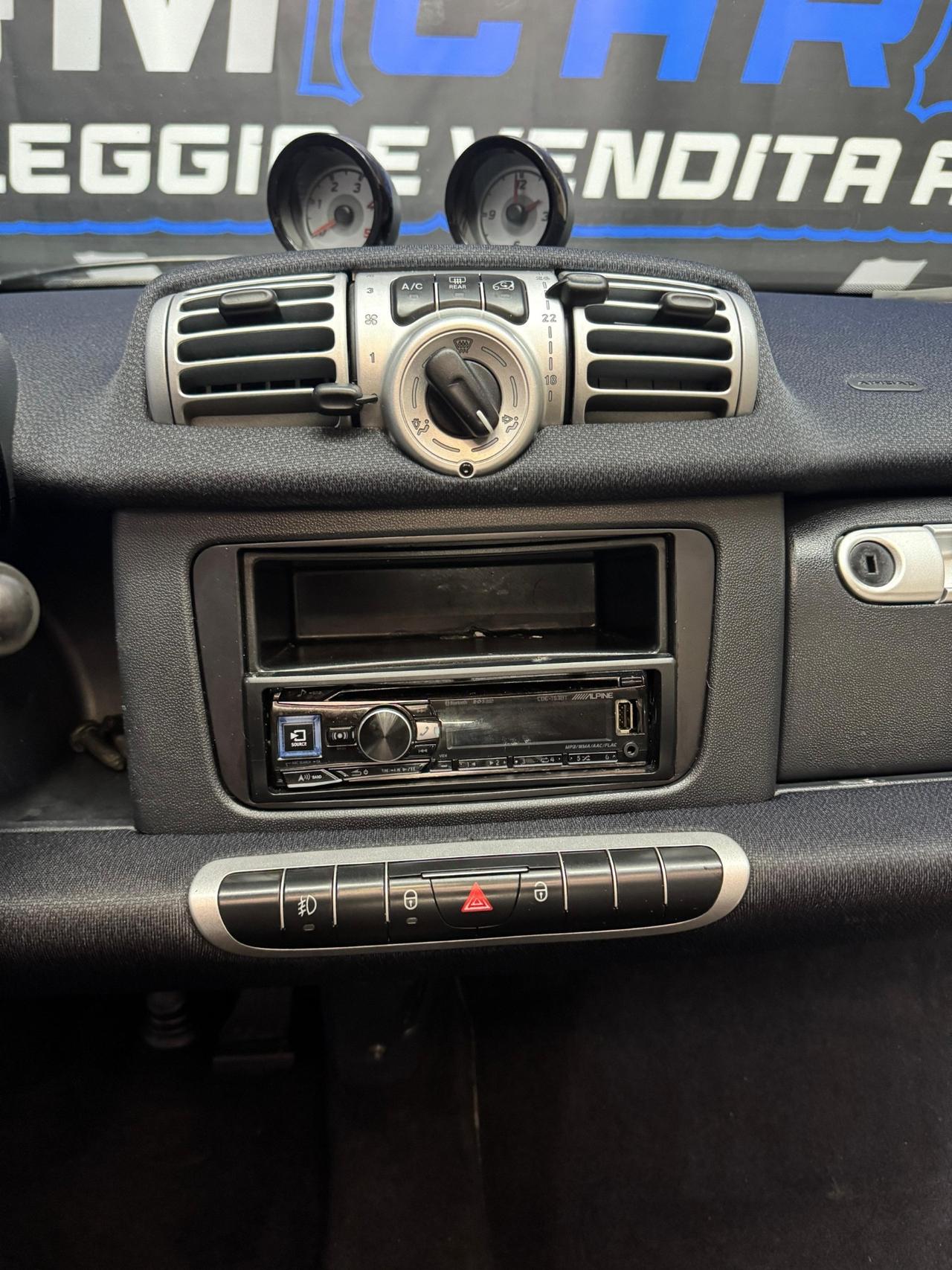 Smart ForTwo 800 40 kW coupé teen cdi special edition