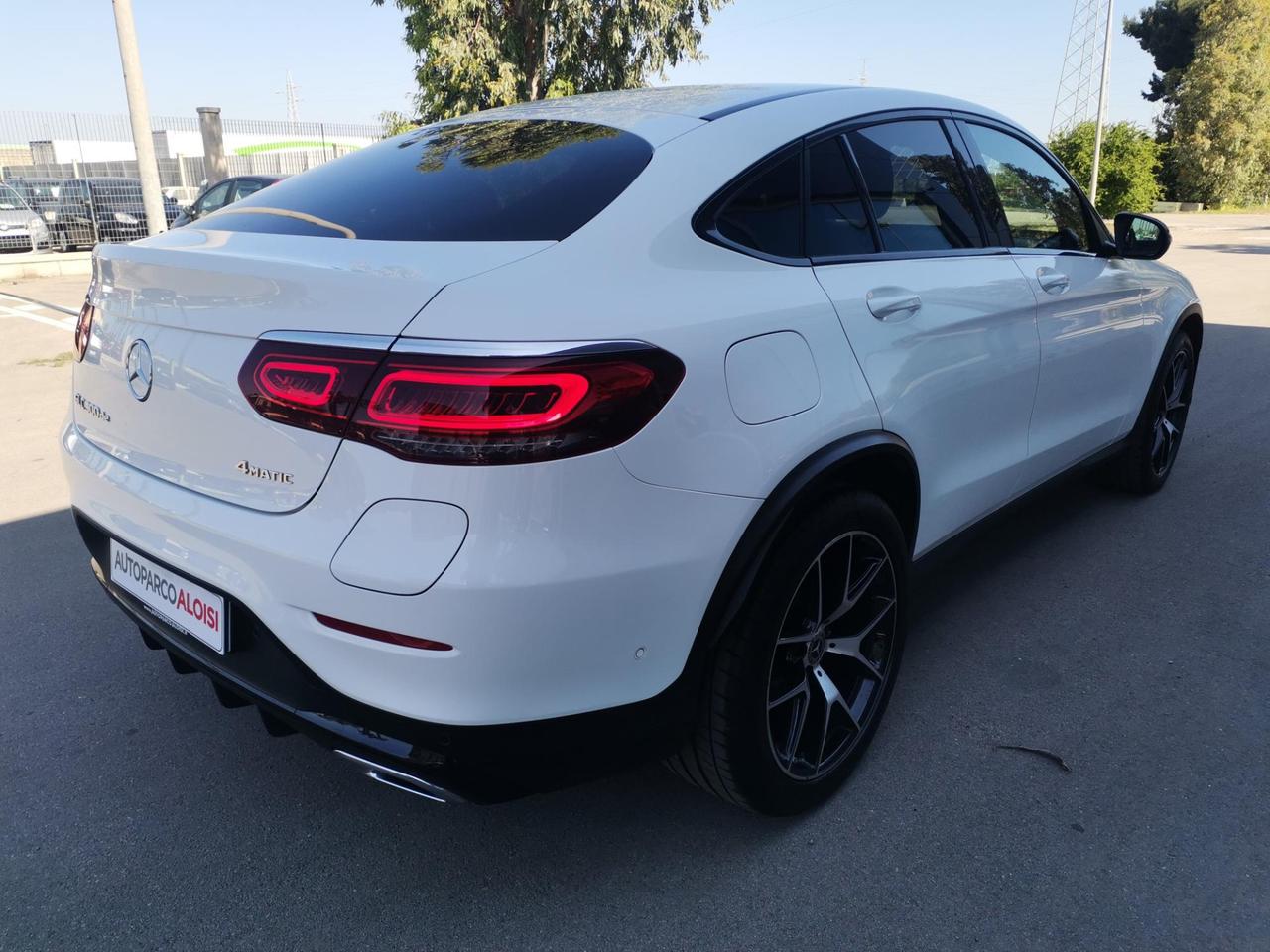 Mercedes GLC Coupe 300 de phev (eq-power) Premium Plus 4matic auto