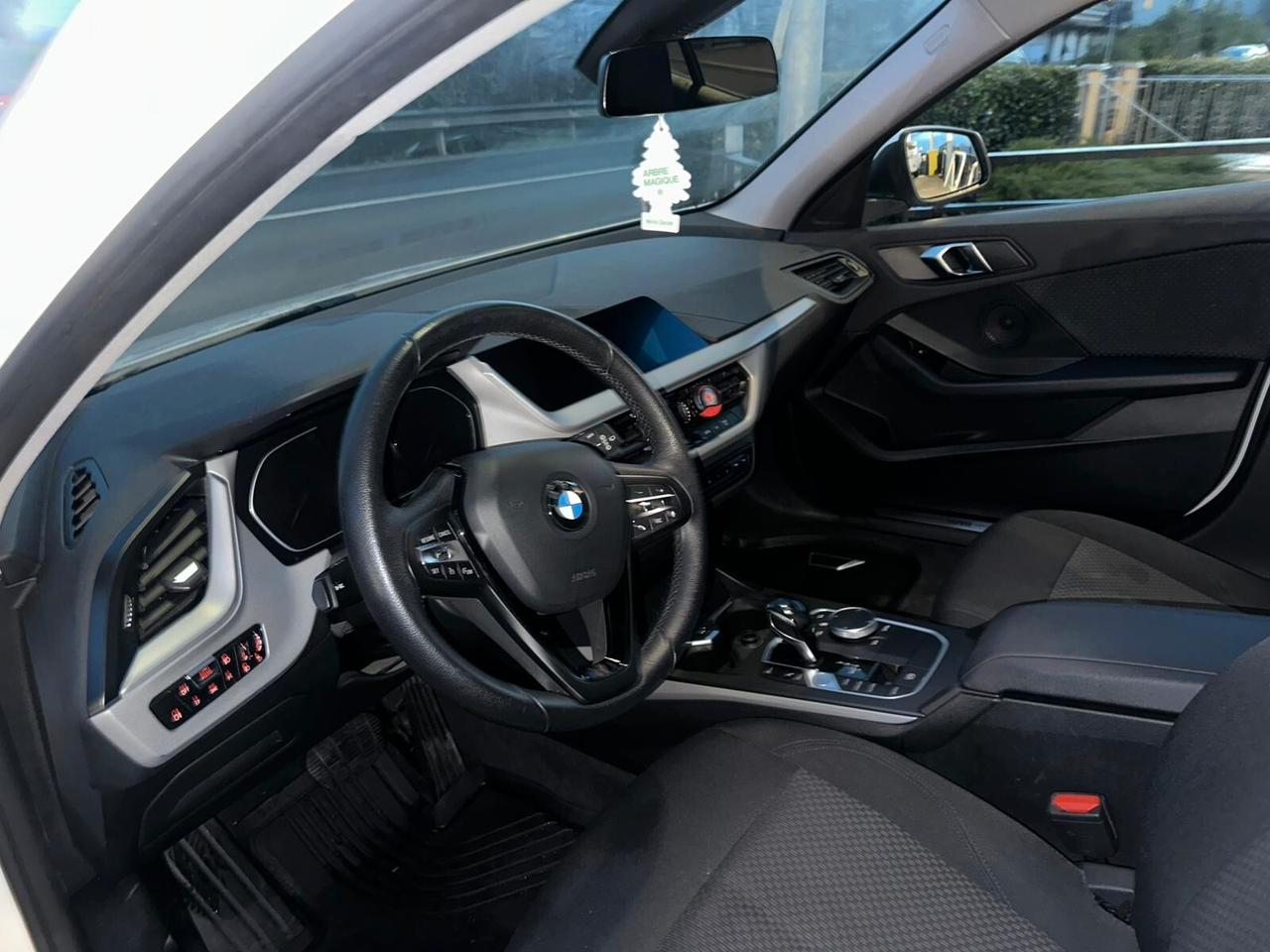 Bmw 120 120d xDrive 5p. Advantage