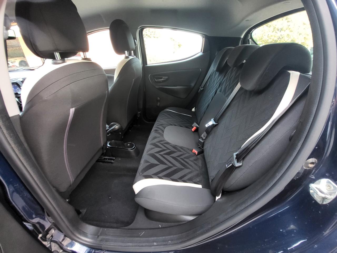 Lancia Ypsilon 1.2 69 CV 5 porte GPL Ecochic Gold