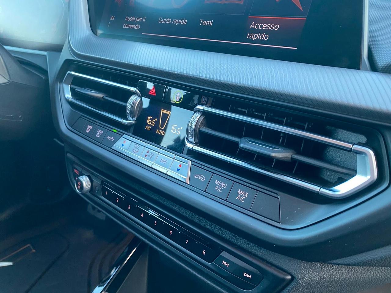 Bmw 116 116d 5p. Luxury