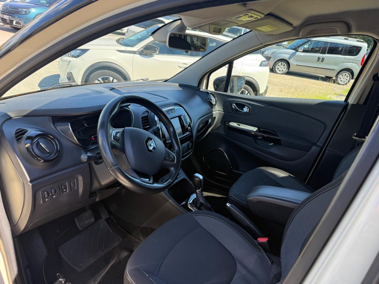 Renault Captur dCi 8V 90 Cv cambio automatico full