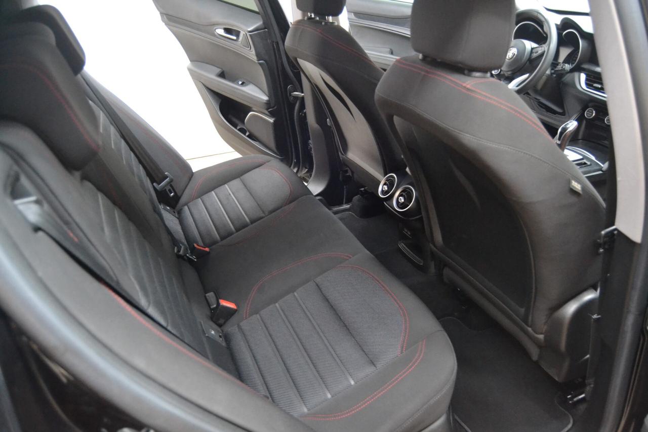 Alfa Romeo Stelvio 2.2 Turbodiesel 190 CV AT8 Q4 Business