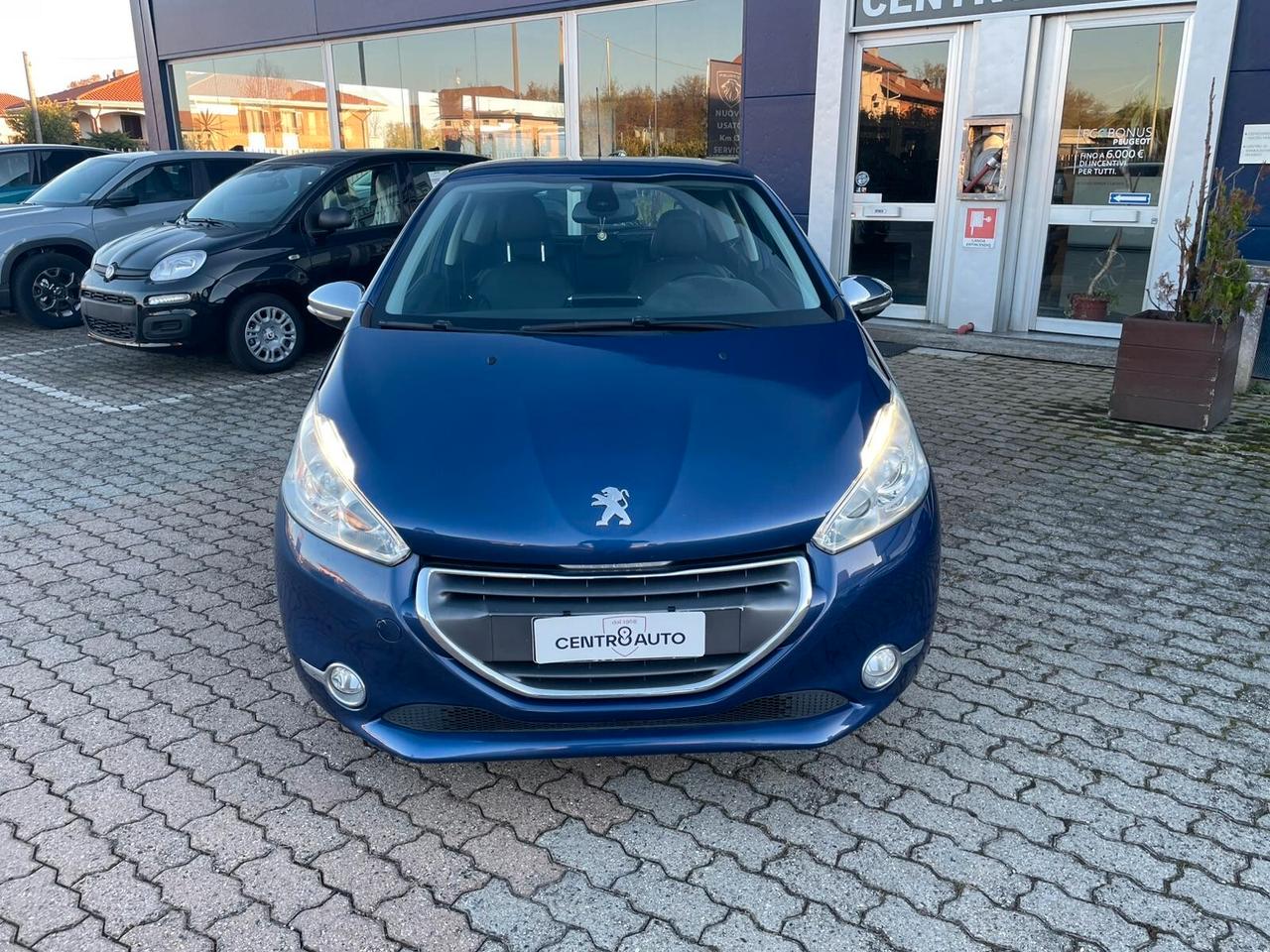 Peugeot 208 1.2 VTi 82 CV 3 porte Allure