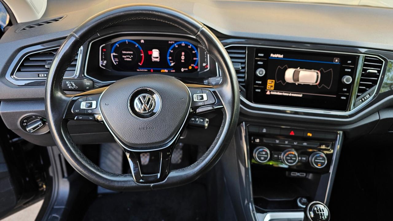Volkswagen T-Roc 1.6 TDI 116cv full