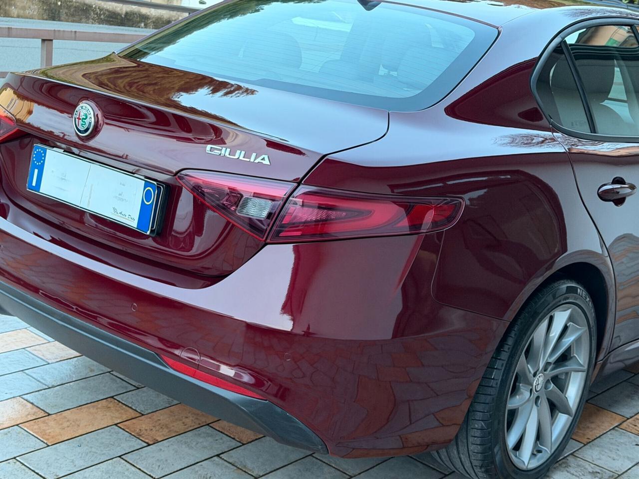 Alfa Romeo Giulia 2.2 TURBODIESEL 150 cv. AT8 SUPER