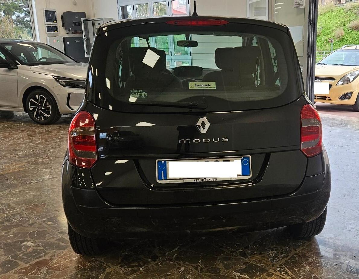 Renault Modus Grand 1.2 16V Live