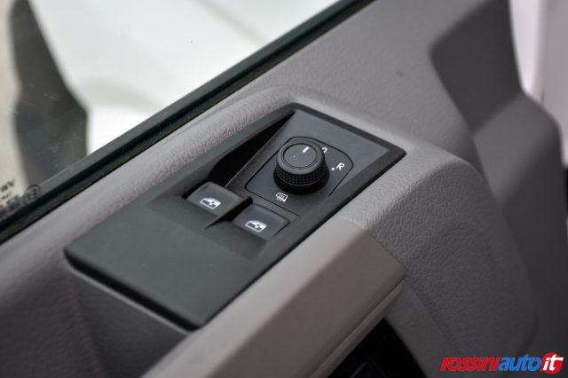 VOLKSWAGEN Crafter 50/35 2.0 TDI 122 CV L4 RWD CENTINA E TELO