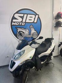 Piaggio MP3 300 HYBRID