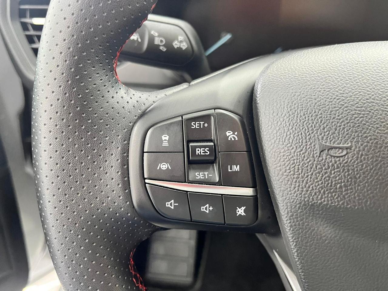 Ford Focus 1.5 EcoBlue 115 CV automatico 5p. ST-Line