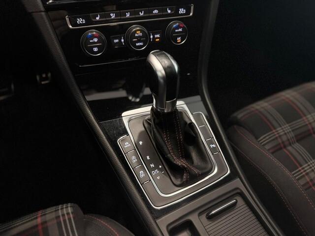 Volkswagen Golf GTI Performance 2.0 245 CV