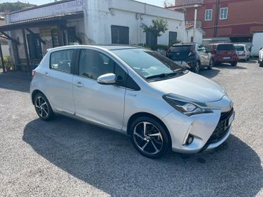 Toyota Yaris 1.5 Hybrid Style TETTO GARANZIA
