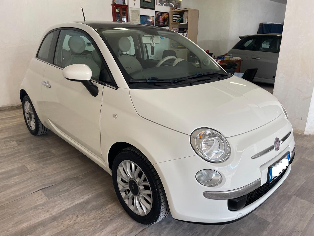 Fiat 500 1.2 Lounge 102.000 km! Tetto Neopatentati