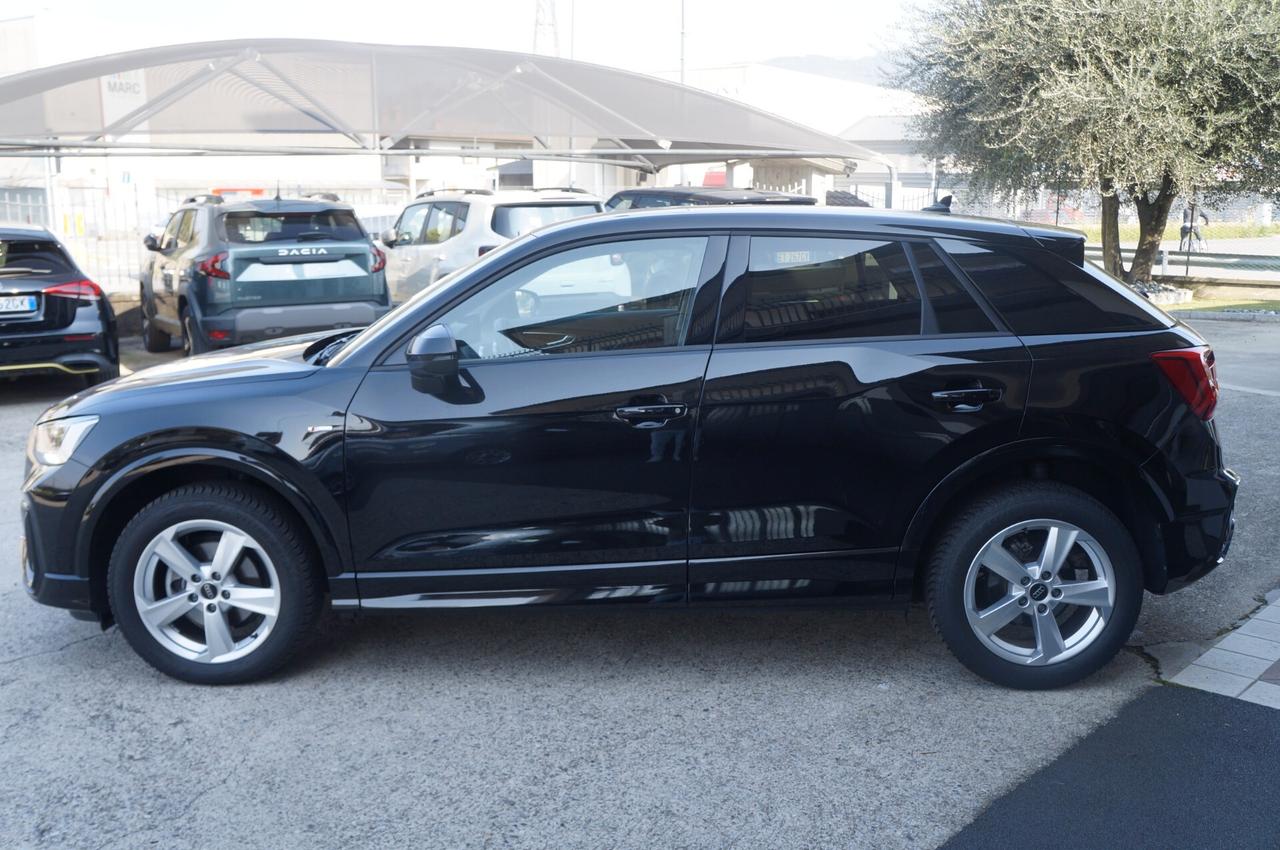 Audi Q2 35 TFSI S tronic line Edition BLACK IDENTITY