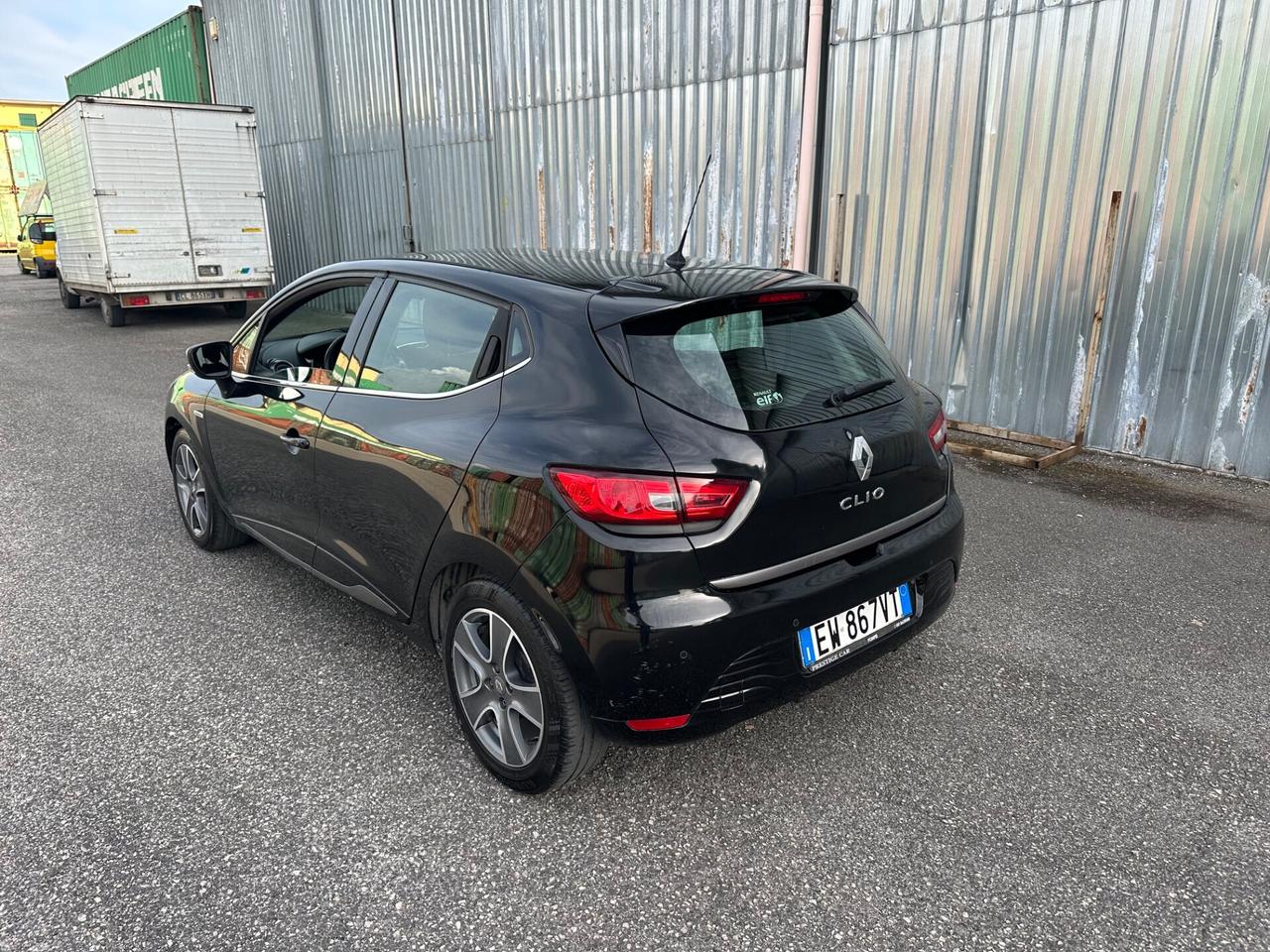 Renault Clio 1.2 75 CV 5 porte COSTUME NATIONAL - IMPIANTO GPL - TELECAMERA- BLOCK SHAFT