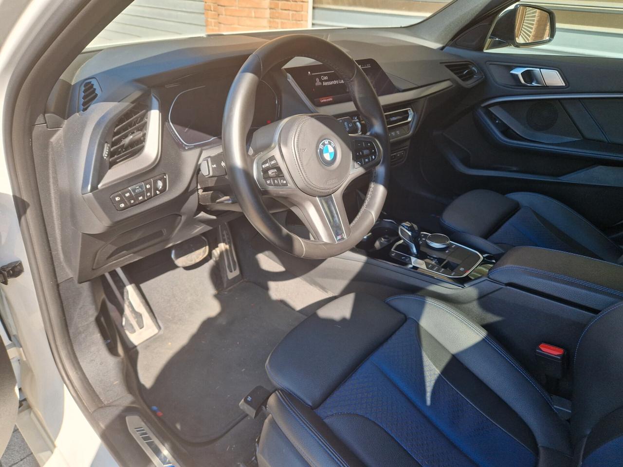 Bmw 118 118d 5p. Msport