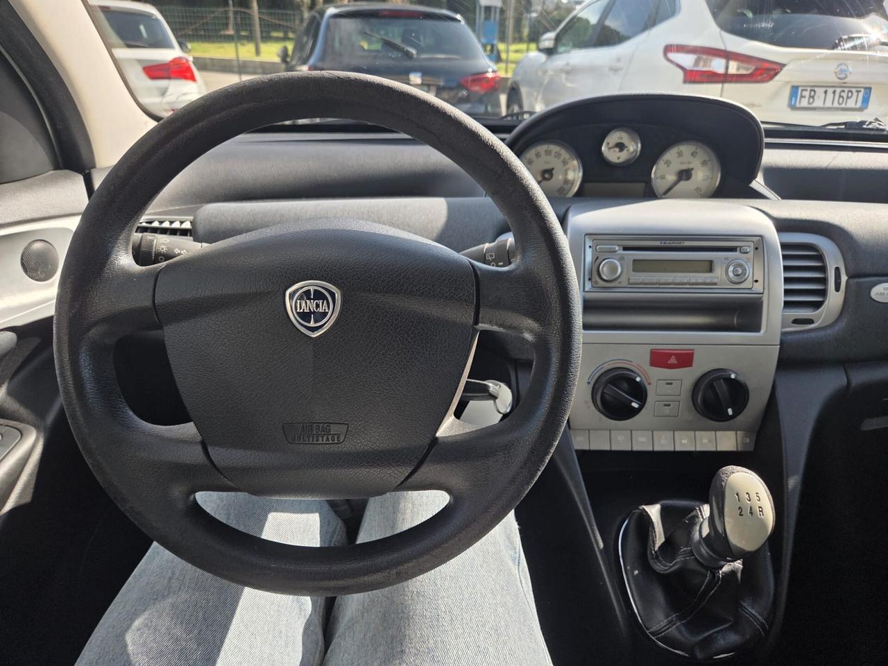 Lancia Ypsilon 1.2 Oro