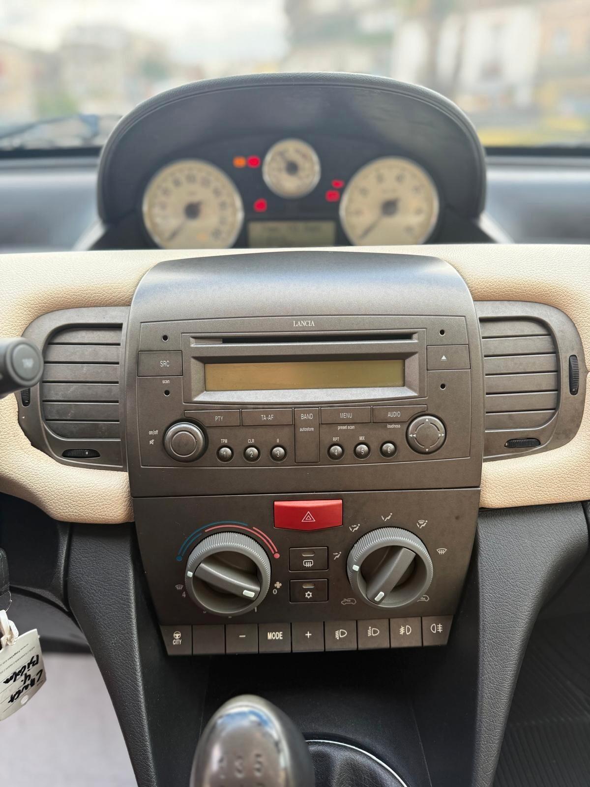 Lancia Ypsilon 1.3 Multijet 16V Platino