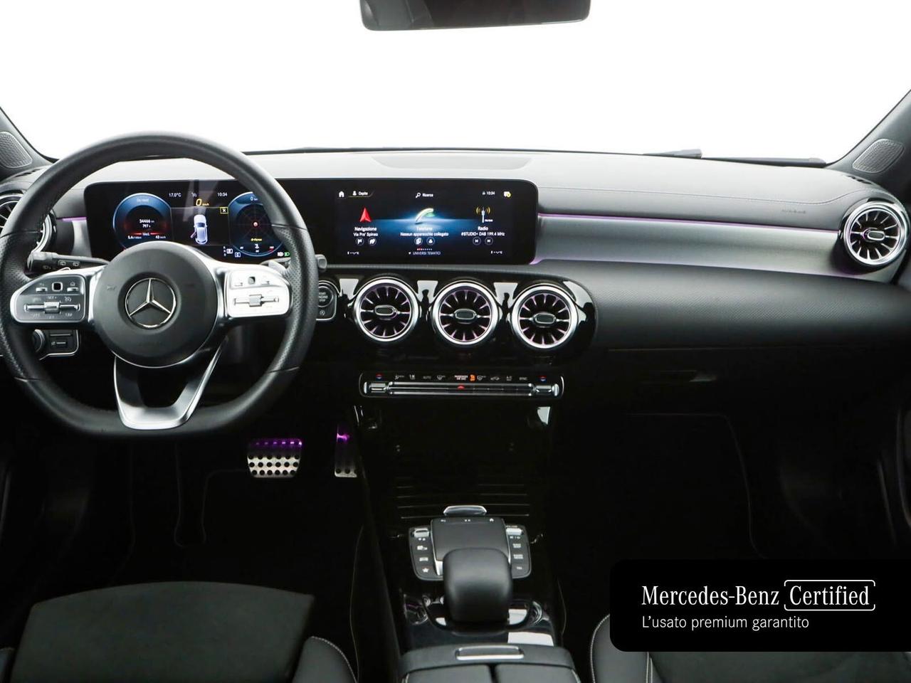 Mercedes-benz A 180d Premium AMG Night Edition Led Ambient