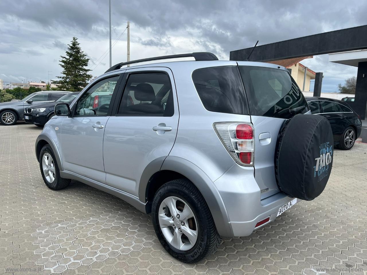 DAIHATSU Terios 1.5 4WD Sho Green Powered