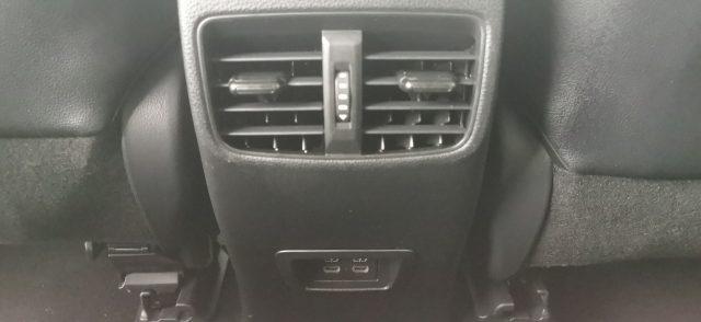 TOYOTA Corolla Cross 2.0 Hybrid 197 CV E-CVT AWD-i Lounge