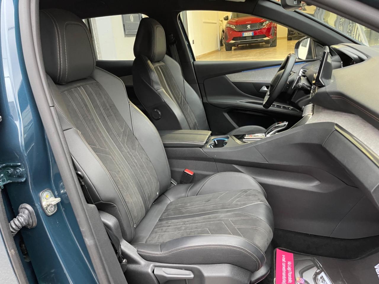 PEUGEOT 3008 GT 1.5 130CV EAT8 Cam 2022
